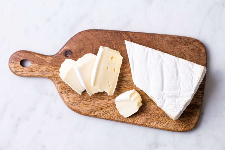 Which cheese is best for muscle gain?